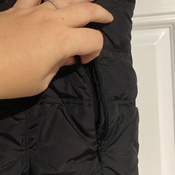 Eddie Bauer Women's Essential Goose Down Vest Black Size Medium - Picture 4 of 10